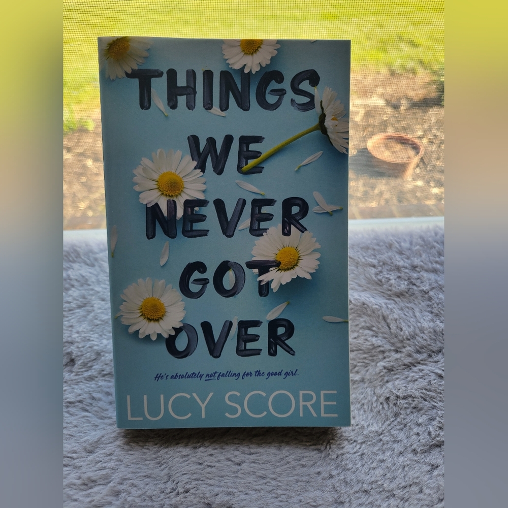 Book Bundle - Picture 2 of 6